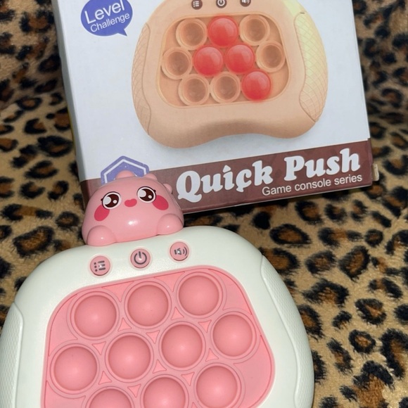 Quick push kids toy - Picture 3 of 3